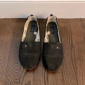 target mad love slip on sneakers black 8.5